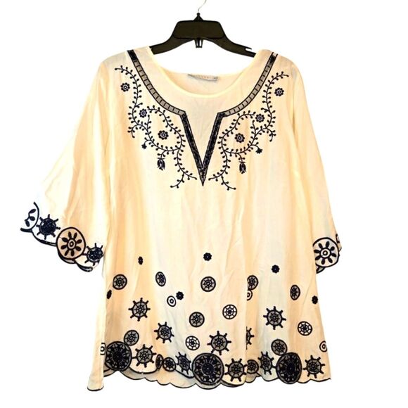 Solitaire by Ravikhosla Embroidered White and Blue Women's Top Scalloped Hem M - Picture 1 of 11